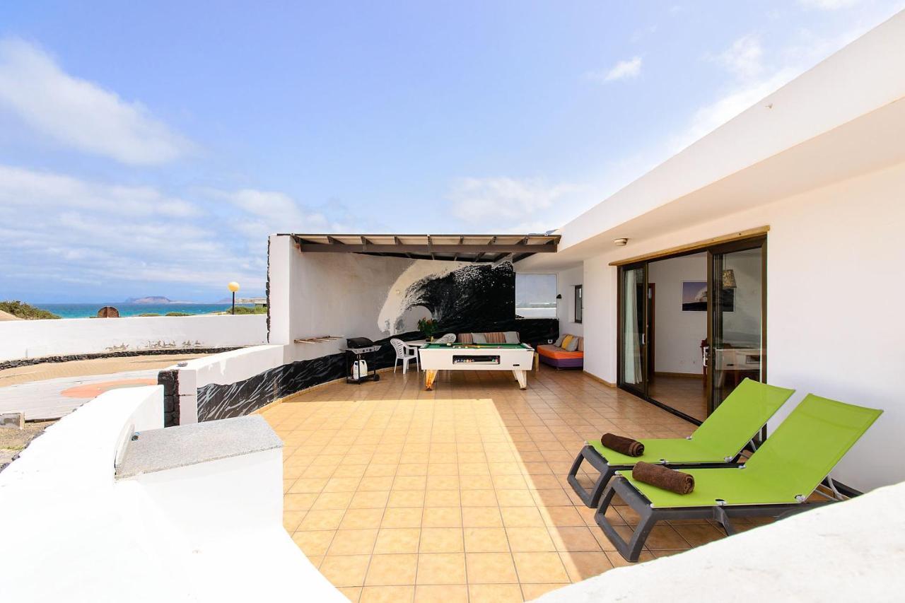 Famara Beach House ภายนอก รูปภาพ