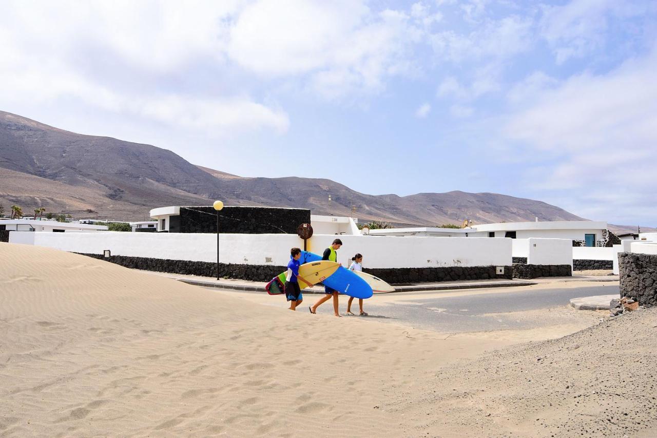 Famara Beach House ภายนอก รูปภาพ